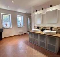 Haus zum Mieten in Wolfhagen 1.150,00 € 200 m²