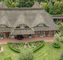 Haus zum Kaufen in Varel 2.349.000,00 € 460 m²