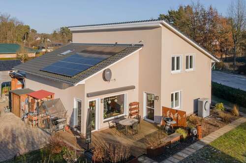 Foto - Haus zum Kaufen in Rehfelde 699.000,00 € 189.52 m²