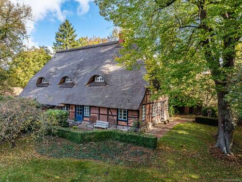 Foto - Haus zum Kaufen in Eutin Fissau 1.175.000,00 € 327 m²