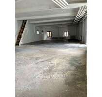 Halle in Baden-Baden 890,00 € 200 m²