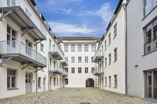 Foto - Wohnung zum Mieten in Augsburg 3.499,24 € 254.49 m²