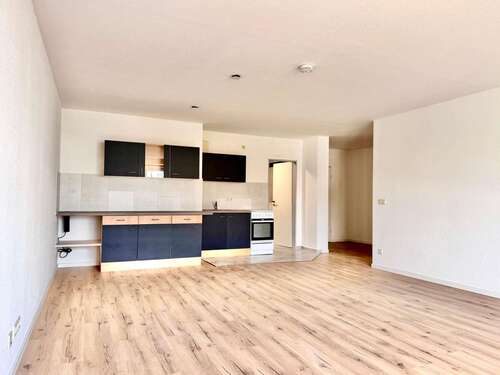 Foto - Wohnung zum Mieten in Chemnitz 306,00 € 47 m²