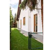 Haus zum Mieten in Oberursel 2.950,00 € 230 m²