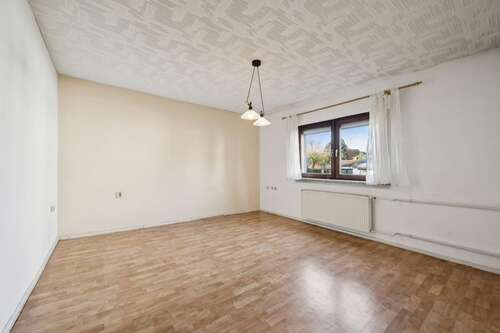 Foto - Haus zum Kaufen in Mannheim 57.000,00 € 109 m²