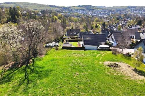 Foto - Grundstück zu verkaufen in Olpe 290.000,00 € 1003 m²