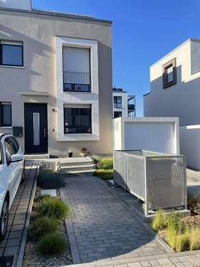 Foto - Haus zum Kaufen in Karben 899.000,00 € 155.7 m²