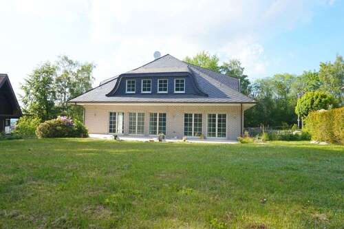 Foto - Haus zum Mieten in Taunusstein 3.500,00 € 300 m²