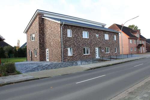 Foto - Haus zum Kaufen in Weener 1.200.000,00 € 300 m²