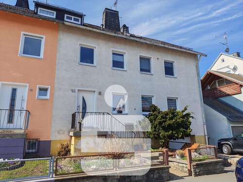 Foto - Haus zum Kaufen in Helmbrechts 290.000,00 € 250 m²