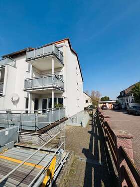 Foto - Wohnung zum Mieten in Riedstadt 595,00 € 60 m²