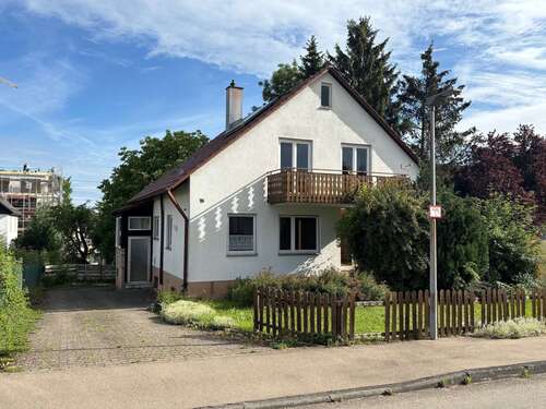 Foto - Haus zum Kaufen in Laichingen 299.000,00 € 152.75 m²
