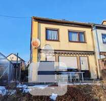 Haus zum Kaufen in Helmbrechts 195.000,00 € 156 m²