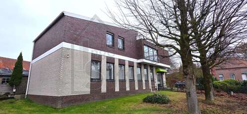 Foto - Haus zum Kaufen in Weener 298.000,00 € 292 m²