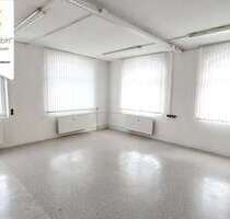 Büro in Freital 2.022,53 € 373.16 m²