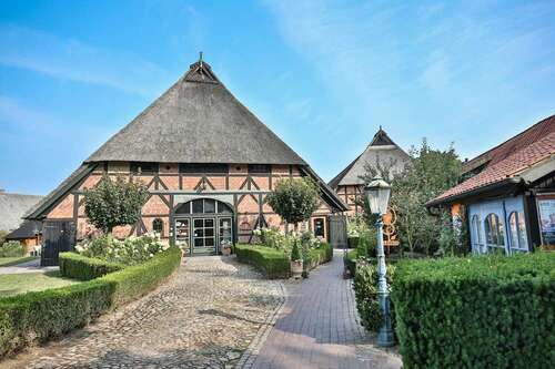 Foto - Haus zum Kaufen in Handorf 1.299.000,00 € 376 m²