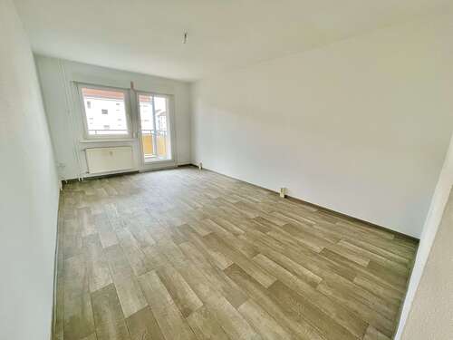 Foto - Wohnung zum Mieten in Schwarzheide 420,42 € 64.68 m²