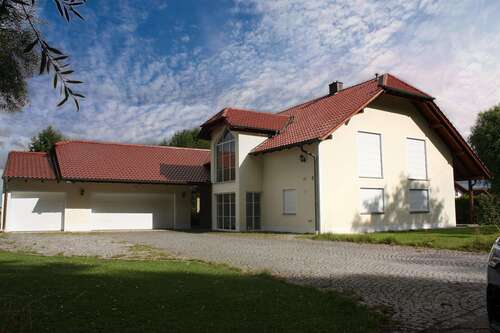 Foto - Haus zum Kaufen in Pocking 825.000,00 € 290 m²