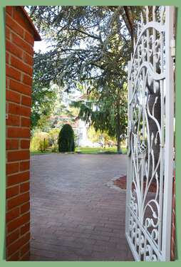 Foto - Haus zum Kaufen in Berlin 1.150.000,00 € 244 m²