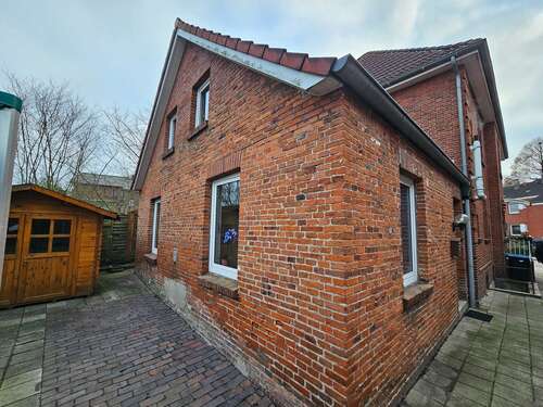 Foto - Haus zum Kaufen in Weener 229.000,00 € 195 m²