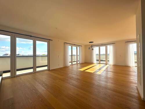 Foto - Wohnung zum Mieten in Hofheim am Taunus 2.985,00 € 200 m²