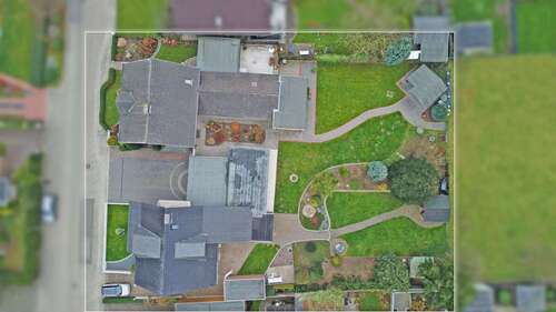 Foto - Haus zum Kaufen in Voerde Spellen 850.000,00 € 255.7 m²