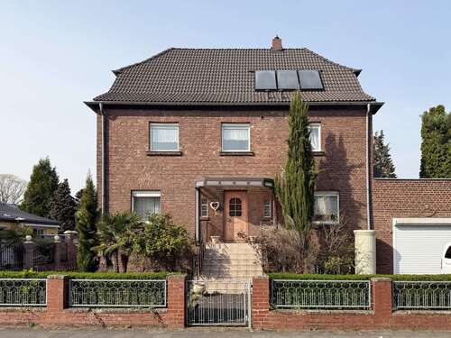 Foto - Haus zum Kaufen in Köln 990.000,00 € 311 m²