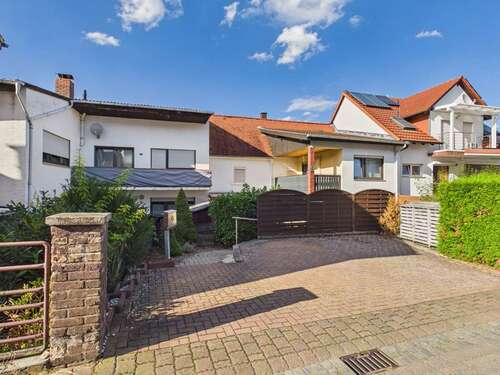 Foto - Haus zum Kaufen in Mertesheim 169.000,00 € 112 m²