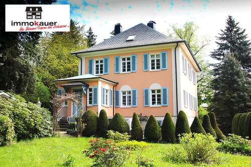 Foto - Haus zum Kaufen in Oberlungwitz 555.000,00 € 215 m²
