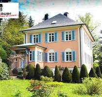 Haus zum Kaufen in Oberlungwitz 555.000,00 € 215 m²