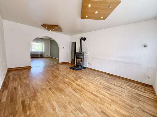 Foto - Wohnung zum Mieten in Homburg 860,00 € 85 m²