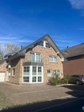 Foto - Haus zum Kaufen in Wesseling 1.100.000,00 € 270 m²