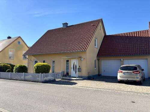 Foto - Haus zum Kaufen in Burgoberbach 579.000,00 € 220 m²