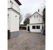 Haus zum Kaufen in Rodgau 750.000,00 € 467 m²