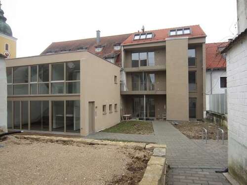 Foto - Wohnung zum Mieten in Beratzhausen 1.150,00 € 104 m²