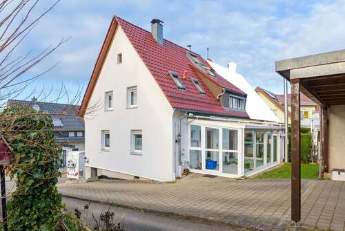 Foto - Haus zum Kaufen in Pforzheim 389.000,00 € 124 m²