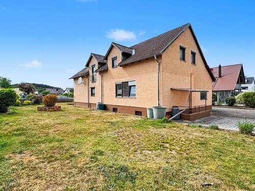 Foto - Haus zum Kaufen in Regenstauf 699.000,00 € 269 m²