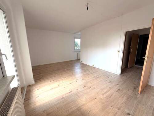 Foto - Wohnung zum Mieten in Plauen 216,90 € 34.8 m²