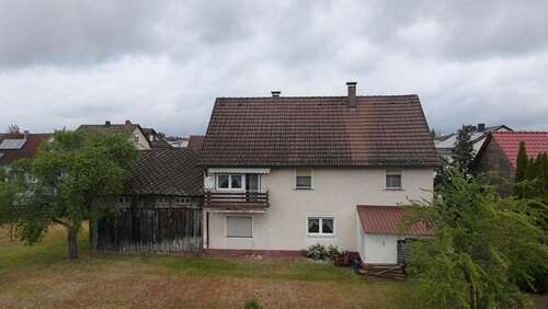 Foto - Haus zum Kaufen in Mantel 109.000,00 € 143 m²