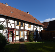 Haus zum Kaufen in Hardegsen-Gladebeck 345.000,00 € 430 m²