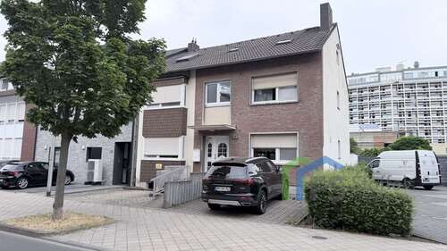 Foto - Haus zum Kaufen in Düren 495.000,00 € 244 m²