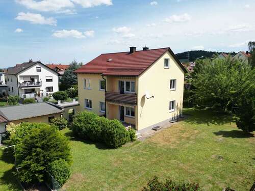 Foto - Haus zum Kaufen in Pirk 280.000,00 € 161 m²