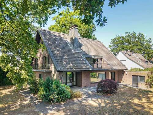 Foto - Haus zum Kaufen in Krefeld 839.000,00 € 253 m²
