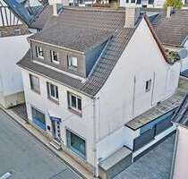 Haus zum Kaufen in Koblenz Koblenz-Güls 595.000,00 € 320 m² - Koblenz / Koblenz-Güls