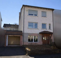 Haus zum Kaufen in Albstadt 130.000,00 € 95 m²