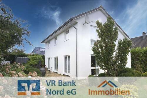 Foto - Haus zum Kaufen in Wees 550.000,00 € 142.5 m²