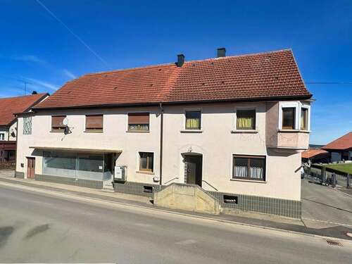 Foto - Haus zum Kaufen in Winterlingen 210.000,00 € 220 m²