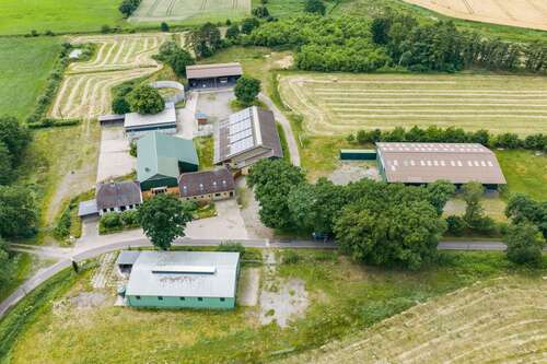 Foto - Haus zum Kaufen in Alt Bennebek 1.150.000,00 € 336 m²