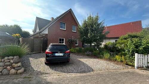 Foto - Haus zum Kaufen in Norderstedt-Harksheide 680.000,00 € 139.03 m²