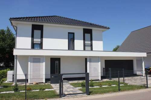 Foto - Haus zum Kaufen in Borna 329.456,00 € 123 m²